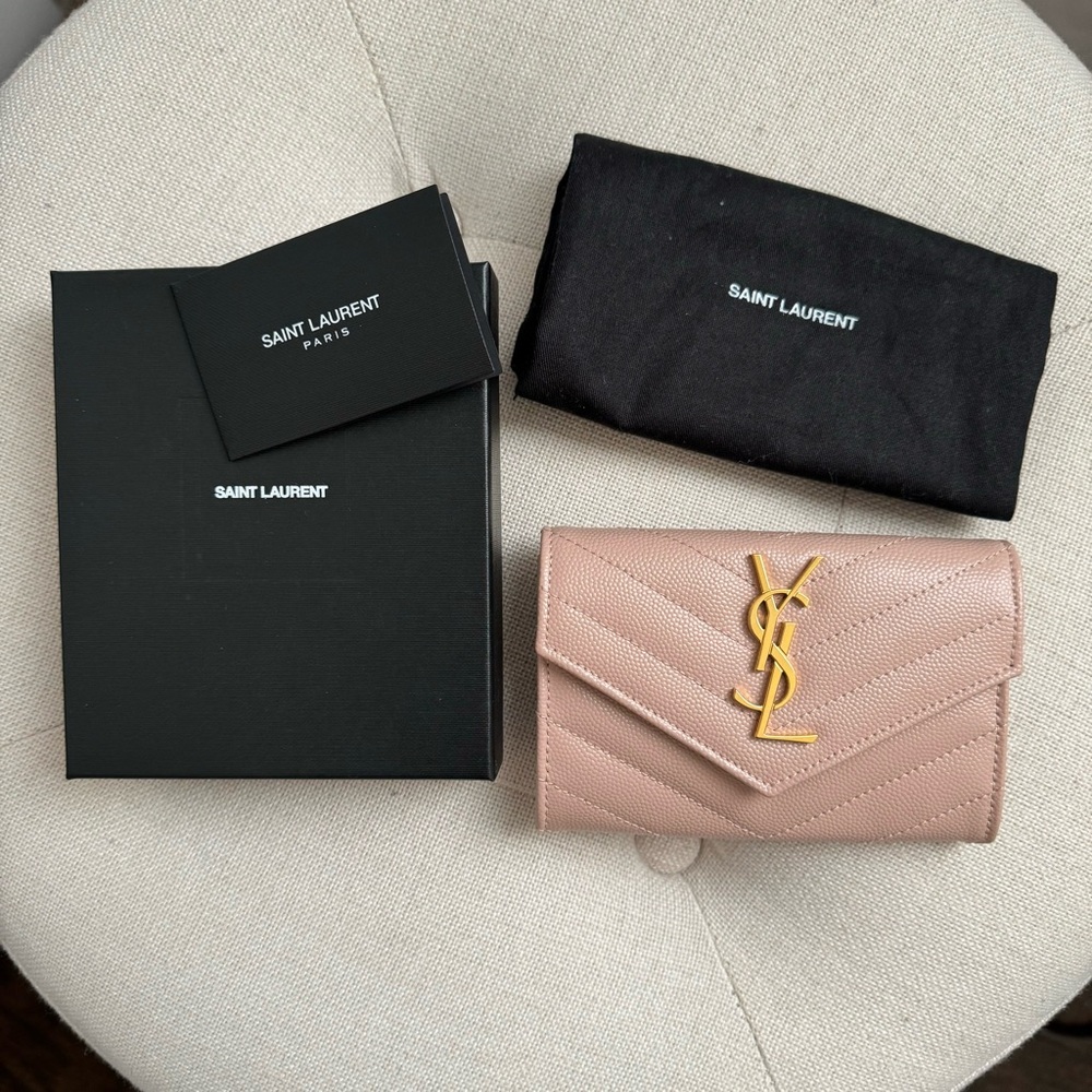 Saint Laurent Cassandre Matelasse Small Envelope Wallet in Pale Pink